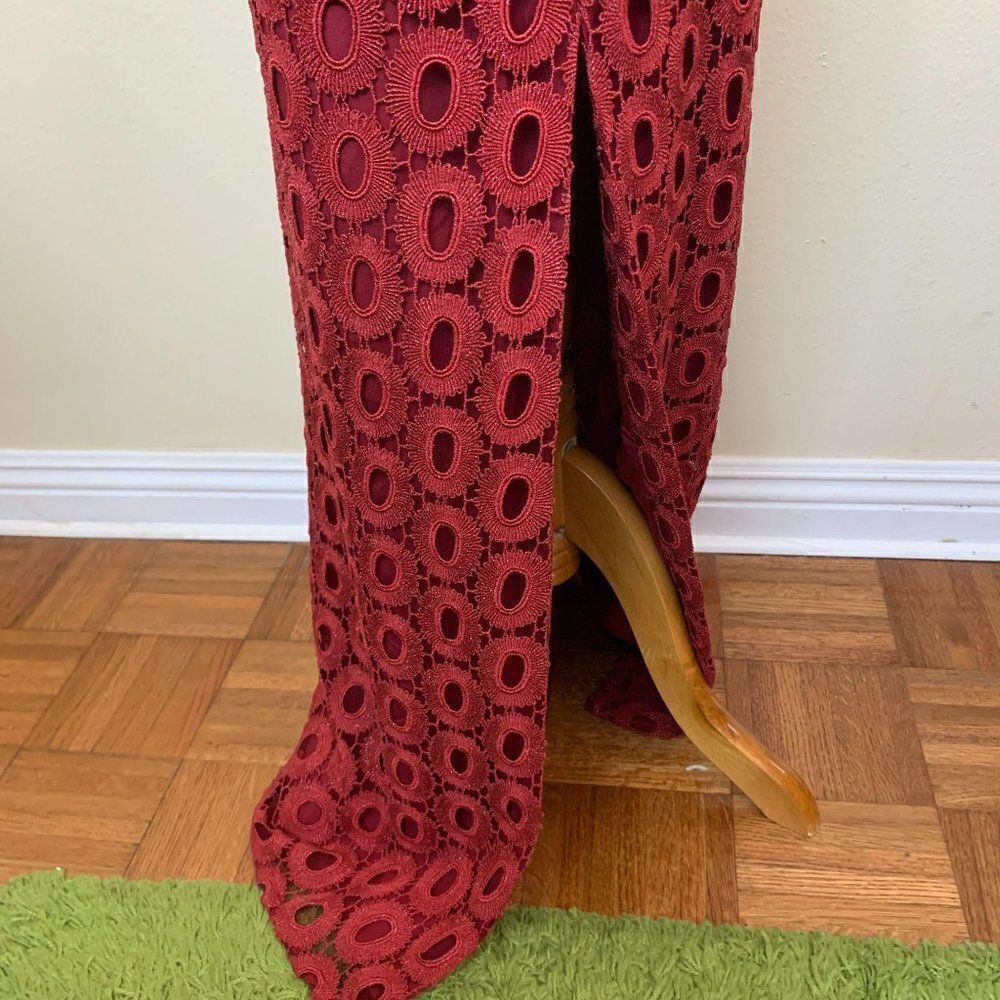 St. John Soutache Column Long Feminine Croquette Lace Maxi Skirt 4 Red Burgundy - Picture 6 of 14